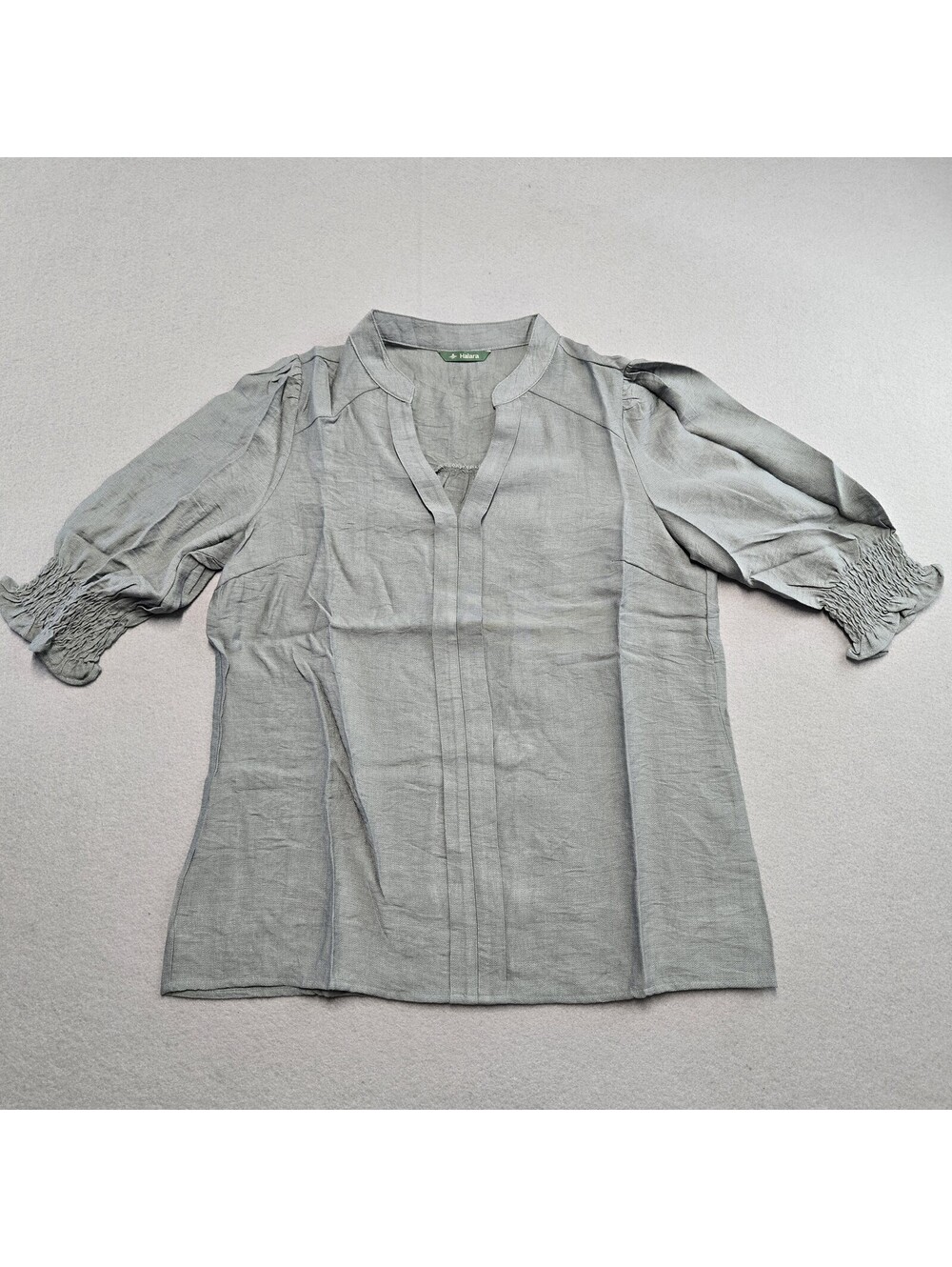 Halara V-Neck Puff Sleeve Blouse Womens XS Sage Viscose Nylon Stretch NWOT